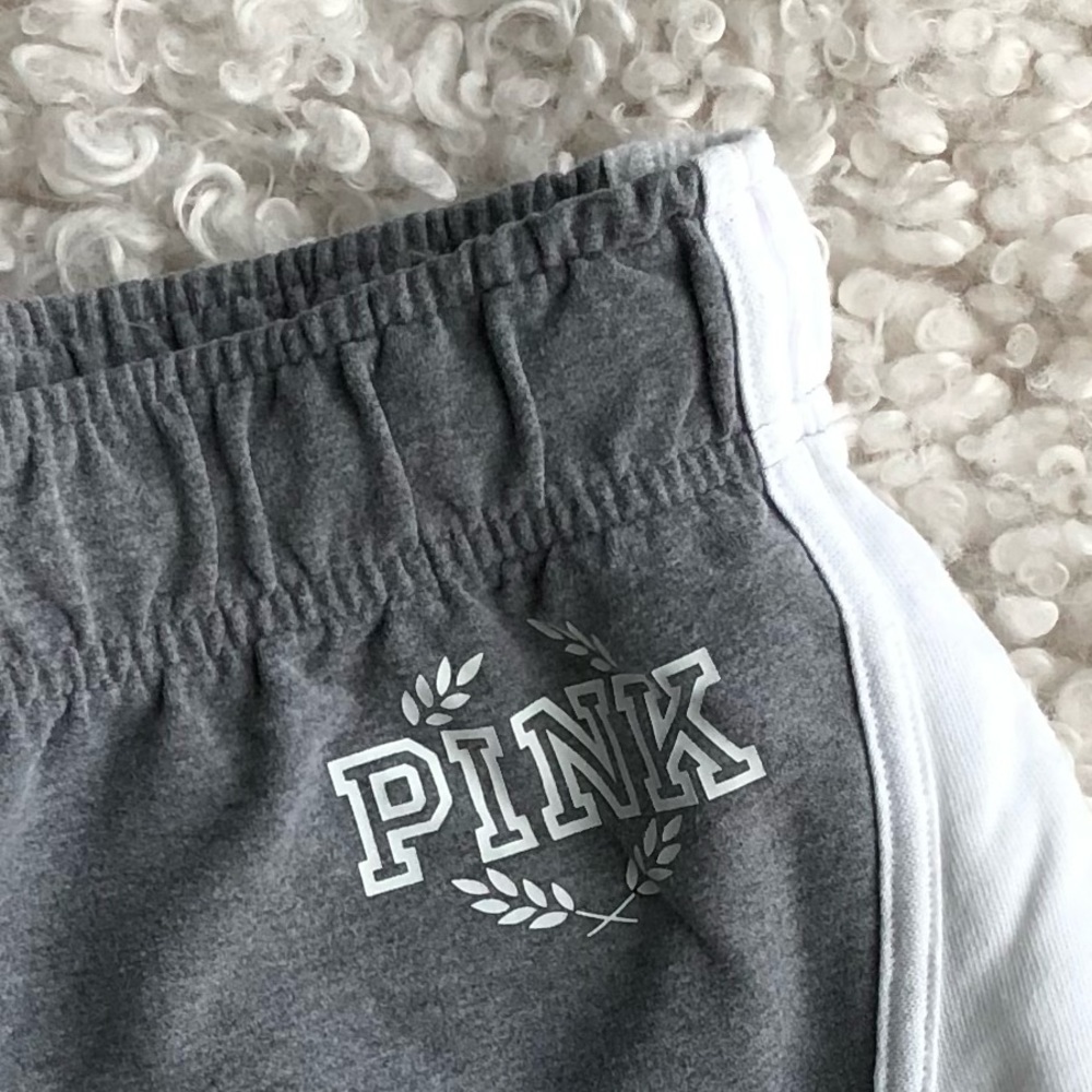 PINK curved hem sweat shorts